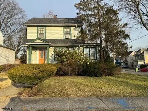 333 Thompson Ave, Roselle, NJ 07203