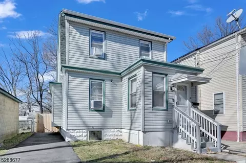 9 Dupont Pl, Irvington, NJ 07111
