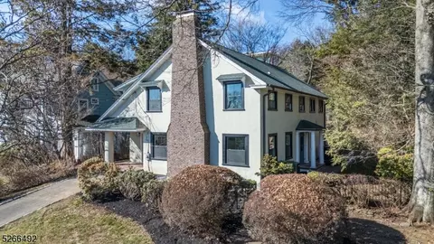 138 N Mountain Ave, Montclair, NJ 07042