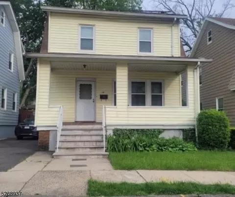 28 Temple Pl, Irvington, NJ 07111