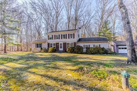 308 Emmans Rd, Roxbury Township, NJ 07836