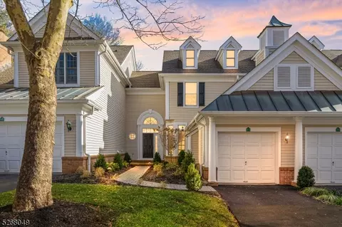 4 Hurlingham Club Rd, Far Hills, NJ 07931