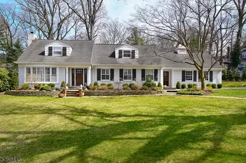 24 Silver Lake Dr, Summit, NJ 07901