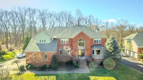 61 Nicole Ter, Bridgewater, NJ 08807