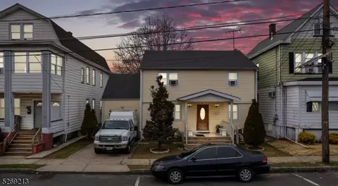 323 Silzer St, Perth Amboy, NJ 08861