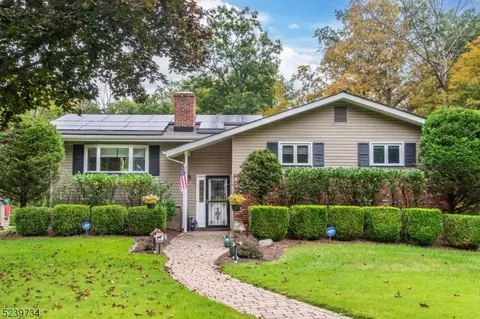 237 Brook Valley Rd, Montville Twp, NJ 07082