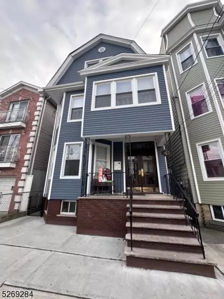 302 New York Ave, Newark, NJ 07105