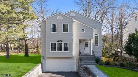 56 Estella Ave, Caldwell, NJ 07006