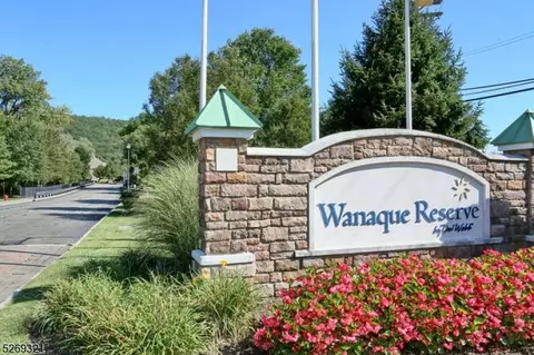 8114 Warrens Way, Wanaque, NJ 07465