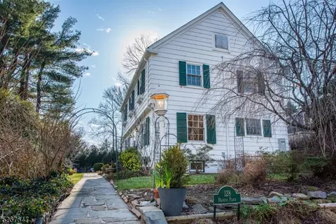 128 Haddon Pl, Montclair, NJ 07043
