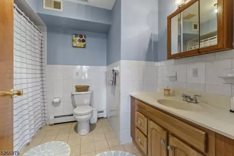 421 Centre St, Nutley, NJ 07110 photo 8