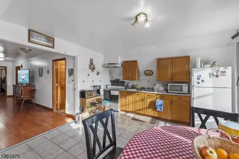 421 Centre St, Nutley, NJ 07110 photo 39