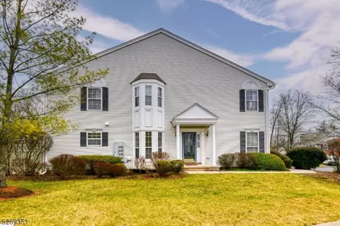 303 Belford Dr, Princeton, NJ 08540