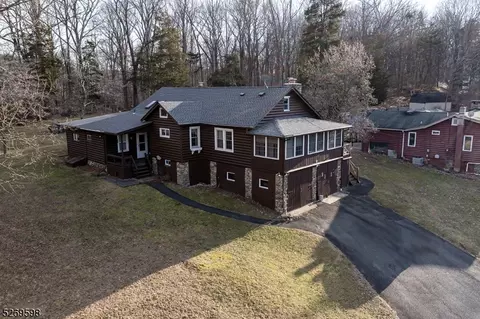 10 Ridge Rd, Newton, NJ 07860