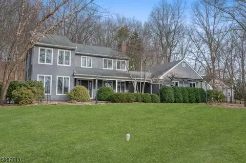 4 Perona Rd, Green Township, NJ 07821