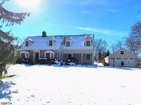872 Old Chester Rd, Far Hills, NJ 07931