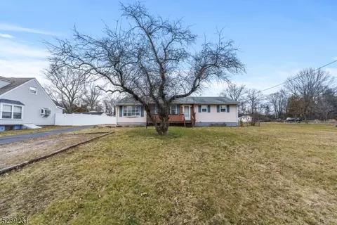 80 Sycamore Ave, Bridgewater, NJ 08807