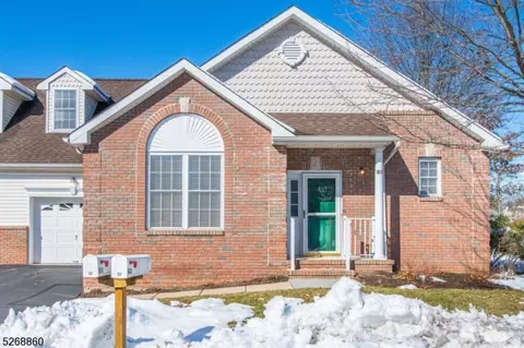 62 Joseph Dr, Flemington, NJ 08822