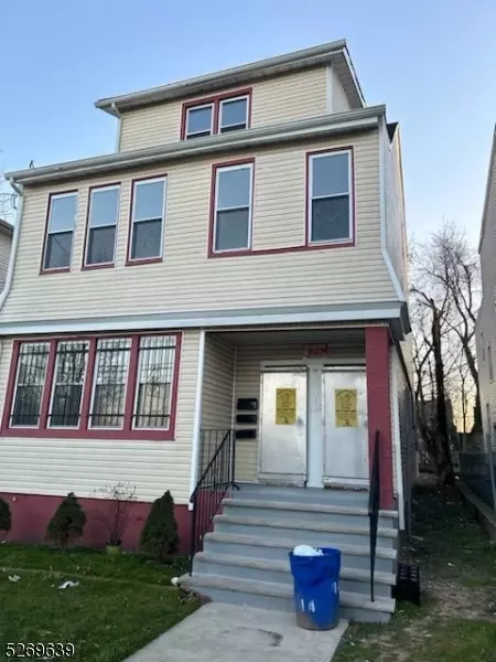 14 Harding Ter, Newark, NJ 07112