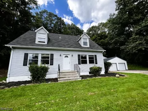 43 Shades Of Death Rd, Liberty, NJ 07838