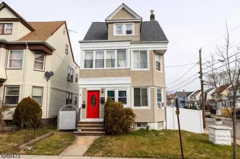 7 Meeker St #2, West Orange, NJ 07052
