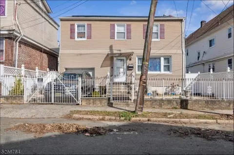 53 Mountain View Ave, Newark, NJ 07106