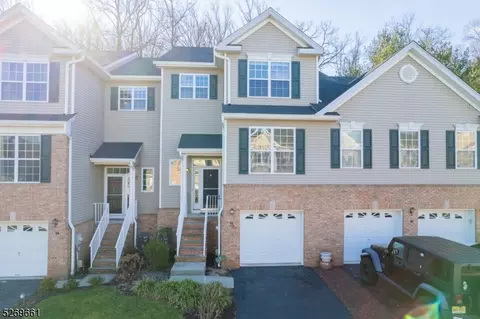 92 Hoover Ave, Princeton, NJ 08540