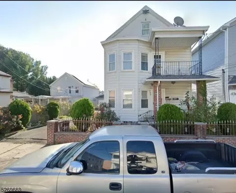 398 Sussex St, Paterson, NJ 07503