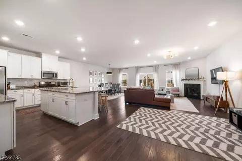 39 Gerhard Pl, Morristown, NJ 07960