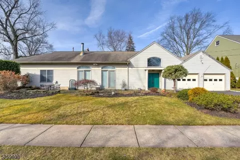 43 Sycamore St, Somerville, NJ 08876