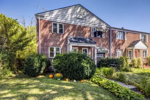 52 Melmore Gdns #52, East Orange, NJ 07017
