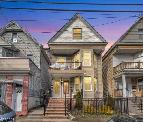 313 Washington Ave, Elizabeth, NJ 07202