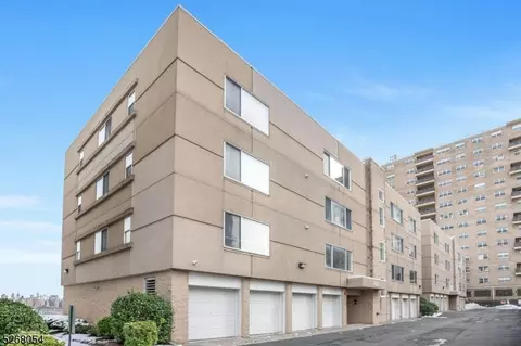 7420 Boulevard E, North Bergen, NJ 07047
