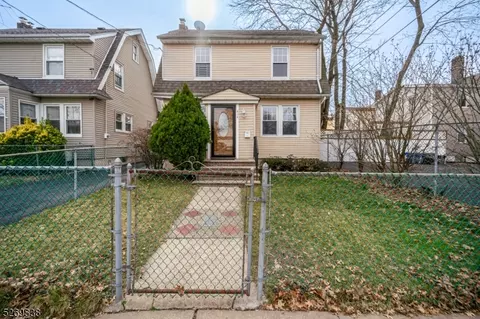 414 2nd Ave, Newark, NJ 07107