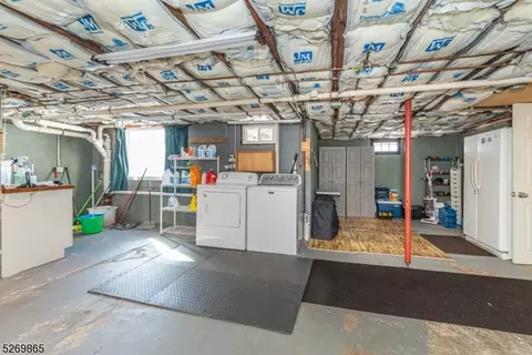 62 Algonquin Trl, Wayne, NJ 07470 photo 28