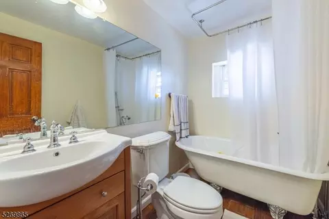 62 Algonquin Trl, Wayne, NJ 07470 photo 23