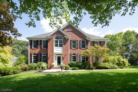 6 Brannick Dr, Madison, NJ 07940