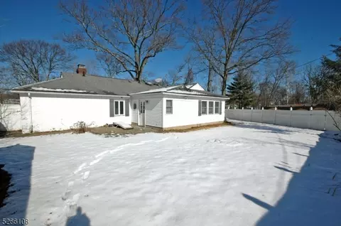 180 Oak Dr, Middlesex, NJ 08846 photo 20