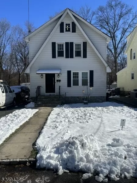 64 Marion Ave, Springfield, NJ 07081