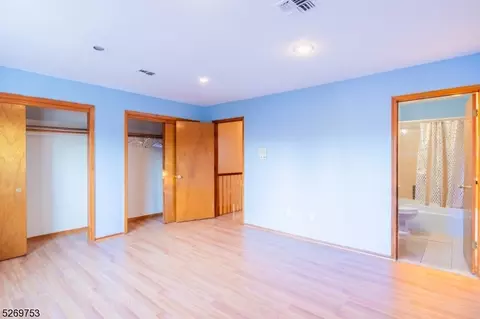 979 Valley St #979, Union Twp, NJ 07088