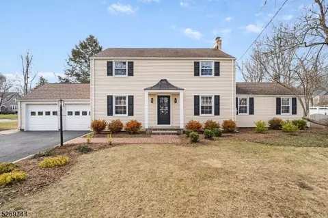 30 Homer Ave, Morris Plains, NJ 07950