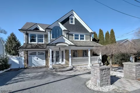 31 Garibaldi St, Bernardsville, NJ 07924