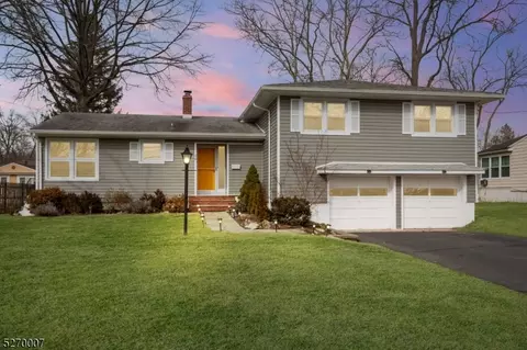 16 Princeton Rd, Cranford, NJ 07016
