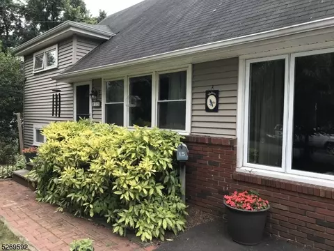 15 Speer St, Somerville, NJ 08876
