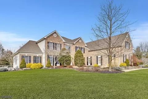 134 Grayson Dr, Montgomery, NJ 08502