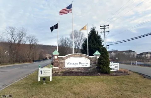 10311 Warrens Way #311, Wanaque, NJ 07465