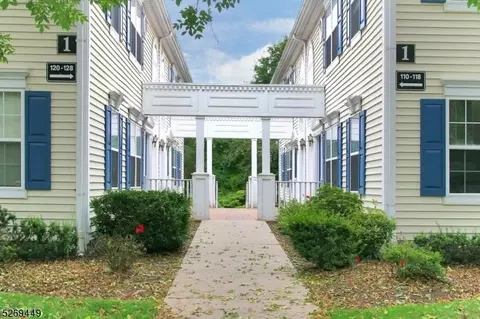 118 Arbor Way, Branchburg, NJ 08876
