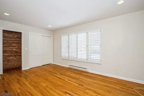 106 Cheyenne Way, Wayne, NJ 07470 photo 22