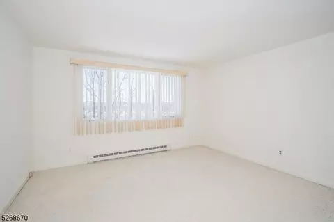 106 Cheyenne Way, Wayne, NJ 07470 photo 27