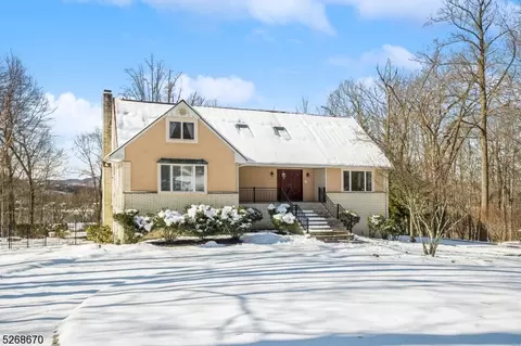 106 Cheyenne Way, Wayne, NJ 07470